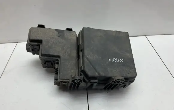 Nissan X-Trail T32 Fuse box set 243824BE1A
