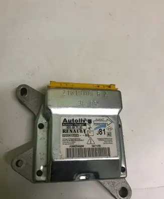 Renault Espace - Grand espace IV Airbag control unit/module 8200412023