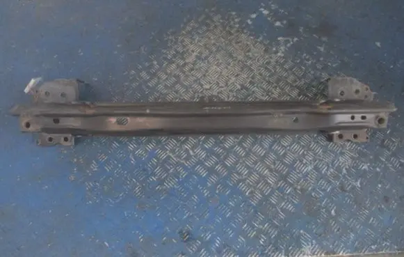 Volkswagen Touareg I Front bumper support beam 