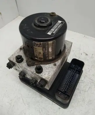 Skoda Octavia Mk1 (1U) ABS Pump 1C0907379K 00007881D2 10096003163