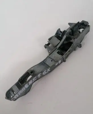 Rear door exterior handle/bracket
