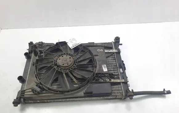 Renault Megane II Coolant radiator