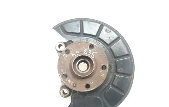 Volkswagen PASSAT CC Front wheel hub