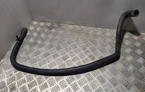 Mercedes-Benz Vito Viano W639 Engine coolant pipe/hose A6395016382