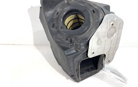 Air filter box