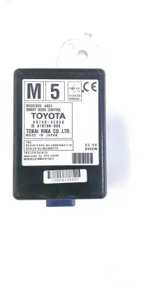 Toyota RAV 4 (XA40) Other control units/modules 8974042050