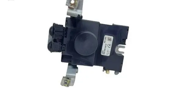 Audi A3 S3 8P Aerial antenna amplifier 8P0035225D