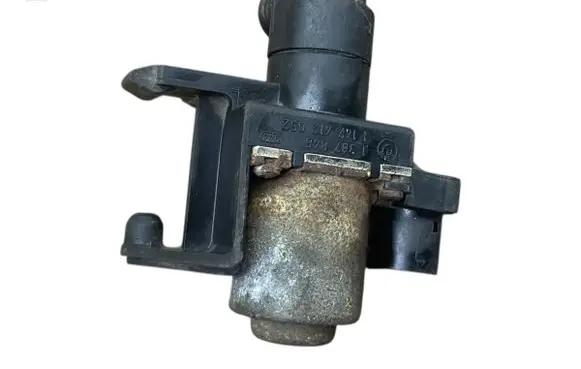 BMW 3 E36 Coolant heater control valve 1387846 1147412052