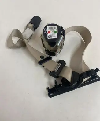 Maserati Ghibli Front seatbelt 6284444300 628410600