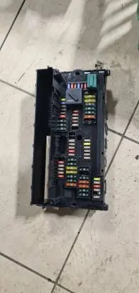 BMW 7 F01 F02 F03 F04 Fuse module 9234421 17033442