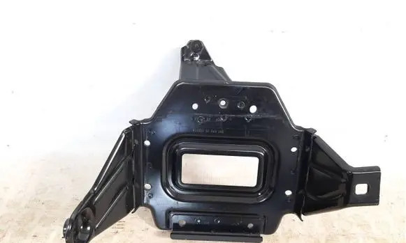 BMW X4 G02 Battery tray 9117797 61219117797