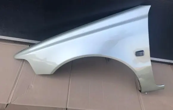 Volvo S40, V40 Fender