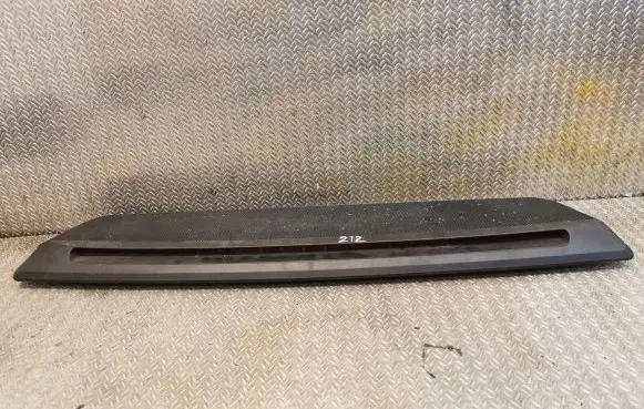 Mercedes-Benz E W212 Third/center stoplight 2126830130