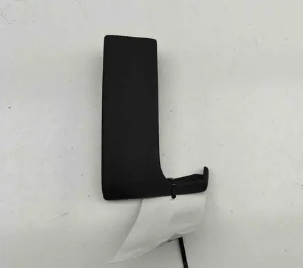 Dashboard glove box trim