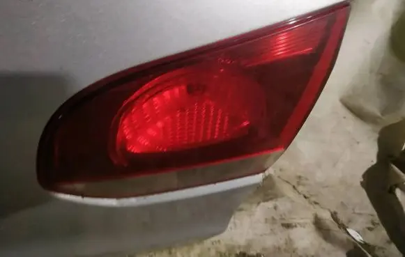 Volkswagen Golf VI Tailgate rear/tail lights