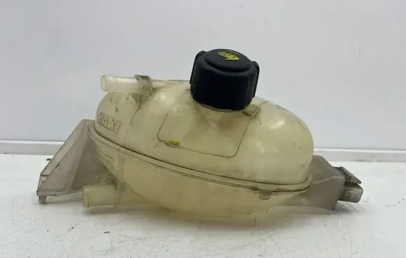Opel Movano B Coolant expansion tank/reservoir 217100015R
