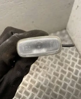 Audi A6 S6 C5 4B Front fender indicator light 4b0949127