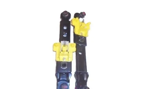 Hyundai ix20 Seat belt height adjuster 