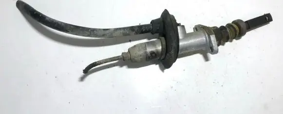 Audi 80 90 S2 B4 Clutch master cylinder