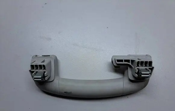 Rear interior roof grab handle