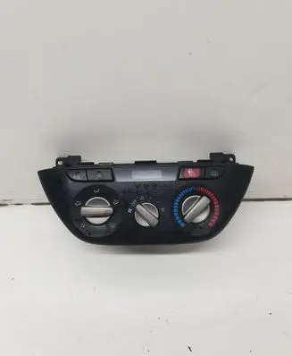 Toyota RAV 4 (XA20) Climate control unit 5590042140