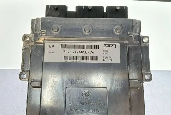 Ford Focus Engine control unit/module 7U7112A650CA