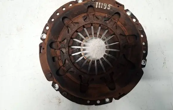 Toyota Yaris Pressure plate 