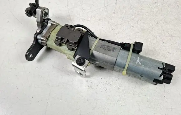 Audi A6 S6 C7 4G Soft lock spindle drive 4G9827851