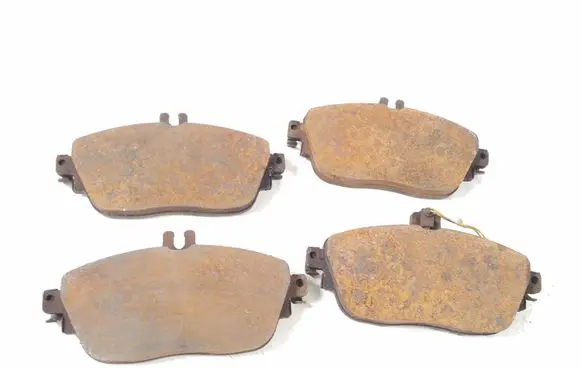Mercedes-Benz A W176 Brake pads (front) A0084200620