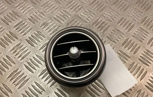 Mercedes-Benz GLC X253 C253 Dash center air vent grill A2058304604