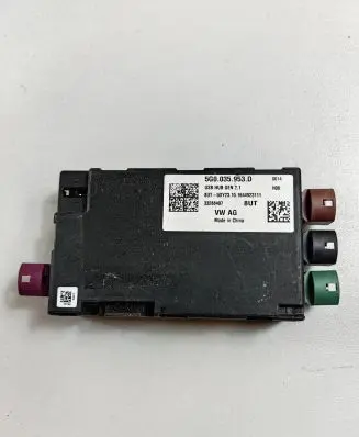 Volkswagen Golf VII USB control unit 5G0035953D