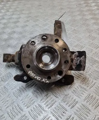 Opel Astra H Front wheel hub 1241401500