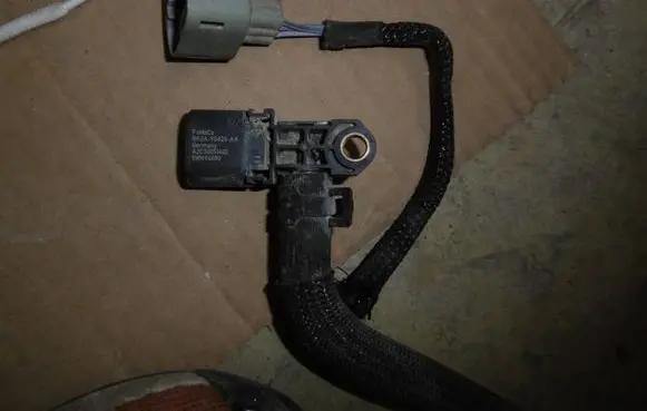 Ford Transit VII Exhaust gas pressure sensor BK2A9G824AA A2C30051400 5WK96880