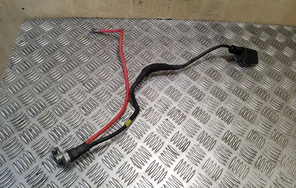 Positive cable (battery)
