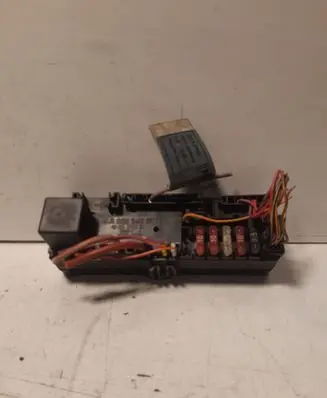 Mercedes-Benz E W210 Fuse module A0005400172 501412 05376110