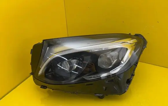 Mercedes-Benz GLC X253 C253 Headlight/headlamp A2539060301
