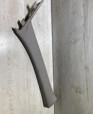 BMW 1 F20 F21 (A) pillar trim 7221024