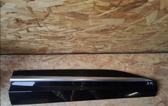 KIA Sportage Front door trim (molding) 87722R2100