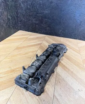 Mercedes-Benz E W211 Rocker cam cover A6130160505