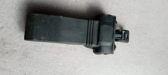 Audi Q3 8U Front door check strap stopper 8U0837267