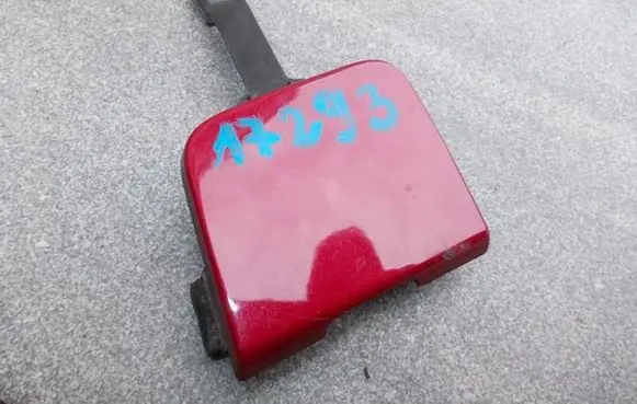 Rear bumper row hook cap/cover
