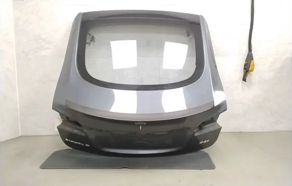 Tesla Model S Tailgate/trunk/boot lid 100263301E