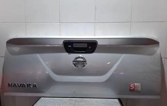 Nissan Navara D23 Tailgate/trunk/boot lid