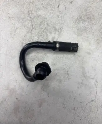 Audi A4 S4 B7 8E 8H Vacuum line/pipe/hose 8E0611931