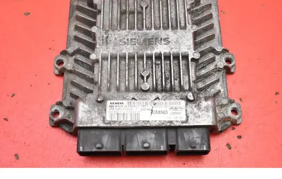 Ford Focus C-MAX Engine control unit/module ECU 3M5112A650ND