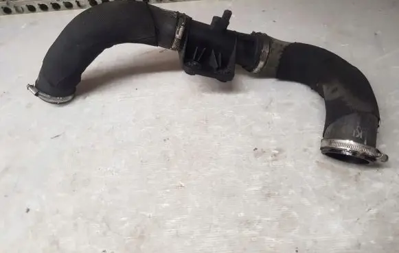 Audi A6 C7 Intercooler hose/pipe 4G0145737AJ