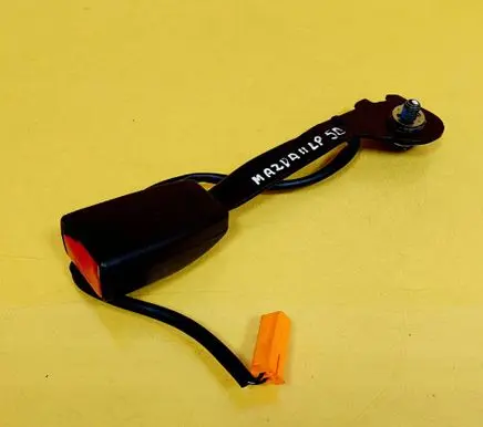 Mazda 2 Front seatbelt buckle BAA140087