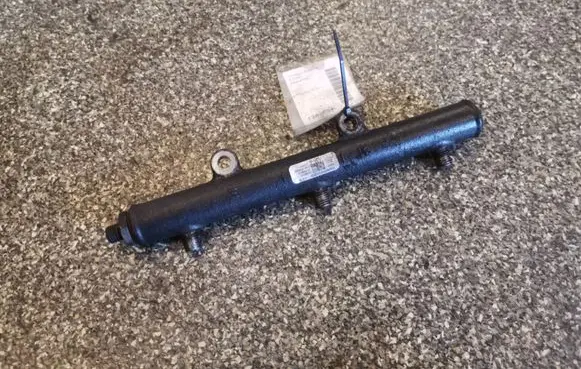 Citroen C6 Fuel main line pipe 4R8Q9D280AC