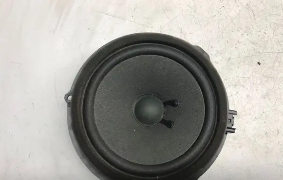 Ford Focus Front door speaker AA6T188808AA