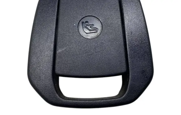 BMW 3 E90 E91 ISOFIX cover 7118673